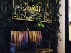 门面-RGF(巨鹿路店)