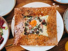 鸡蛋蘑菇熏肉荞麦可丽饼-RAC BAR(安福路店)