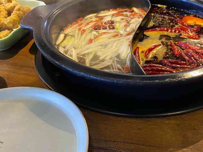 猫树屋·串串香·成都小吃(平乐园店)-"平乐园地铁站附近的串串香
