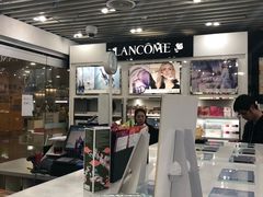 -日上免税行(浦东机场五店)