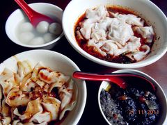 钟水饺&nbsp;三合泥&nbsp;赖汤圆&nbsp;红油抄手-龙抄手(文殊坊店)