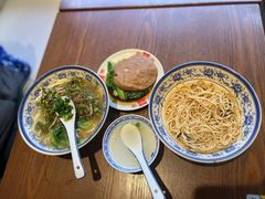 -辣肉面大王(天平路店)