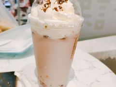 -奈雪的茶(青岛卓悦里INTOWN店)
