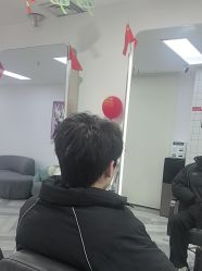 -米娜护肤造型