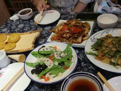 -王村姑老土炕莜面村(桥东店)