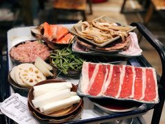 -周幺妹重庆老火锅(银泰城总店)