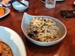 -金牌老碗时尚陕菜(王府井百货店)