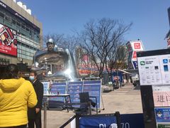 -证大大拇指广场(芳甸路店)