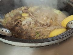 -粘豆包柴火铁锅炖