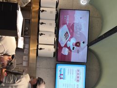 -奈雪的茶(亨特国际广场店)