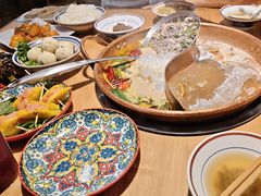 -洱火云南酸菜牛肉火锅(石景山当代商城店)