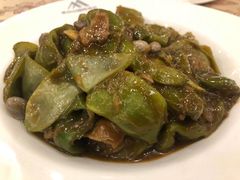 五花肉焖油豆角-长白山国际酒店中餐厅