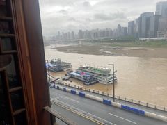 -小天鹅火锅·一线江景洪鼎旗舰店(洪崖洞店)