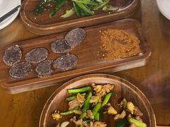 -隔壁老王·家常云南菜(花巷店)