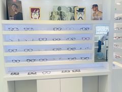 -浮光眼镜·蔡司视觉合作·数字验配中心(陆家嘴店)