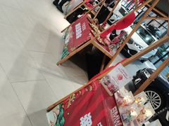 -宁波宝信宝马4S店(江北日湖店)