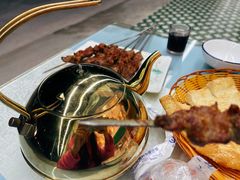 -马尔龙新疆饭店·清真(瑞景店)