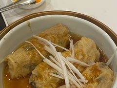 鲍汁腐皮卷-白天鹅宾馆-宏图府餐厅