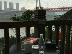 -屋顶顶城市·江景酒店-客房部