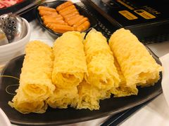 -鲜入围煮花胶鸡海鲜火锅