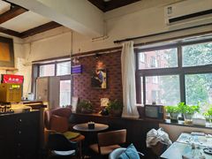 -爱上层楼咖啡馆(为公桥店)