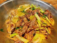 主打的干锅鸭头-安诚居干锅鸭头(八角店)