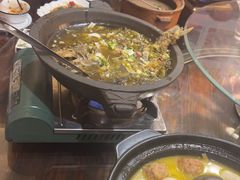 -小凤庭·地道湖北菜武昌鱼·藕汤(38年黄鹤楼店)