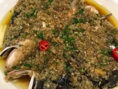 剁椒蒸鱼头-亢龙太子酒轩(东湖店)