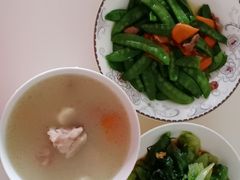 -天鹅到家·保姆月嫂育儿嫂(朝阳店)