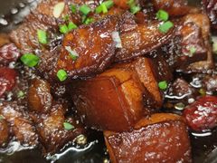 瓦罐红烧肉-堂瓦里·传统赣菜(八一广场店)