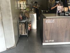 -瑞幸咖啡(鹏基商务时空大厦店)