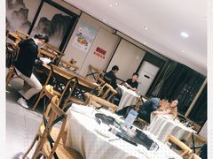 大堂-好兄弟郭巨海鲜(天一阁店)