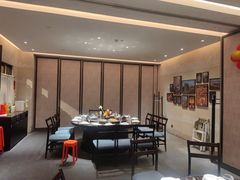 -丽华园·武汉地标楚菜餐厅(青山江滩店)