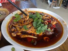 -小杨翘脚牛肉