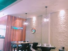 大堂-梧桐树下(云锦世家店)