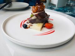 自制法式鹅肝酱佐以蓝莓汁-天玑高空江景餐厅&酒吧Sky Secret Restaurant&Bar