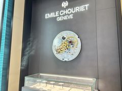 -亨吉利世界名表中心(华润万象城店)