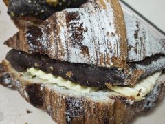 -BUTTERFUL&CREAMOROUS 黄油与面包(西单大悦城店)