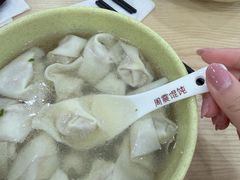 小馄饨-周震馄饨