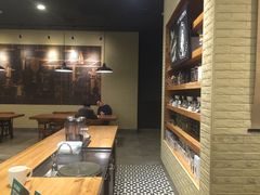 -星巴克(泰安万达店)