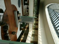 客房走廊-上海滴水湖皇冠假日酒店