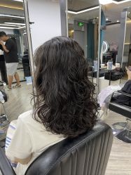 -奈川烫染Salon