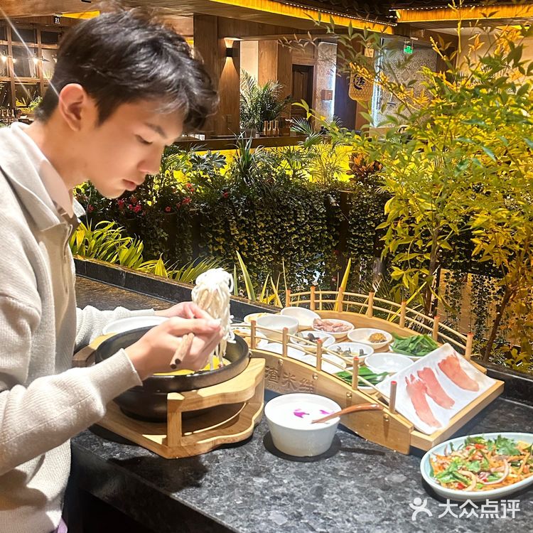 挖到宝了！一口就爱上的渣渣米线！