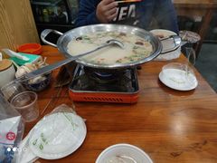 -牧人巷子·大锅羊汤·暴走牛骨(大成路店)