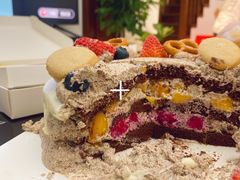 -山与蓝·轻糖鲜果蛋糕(勒泰店)