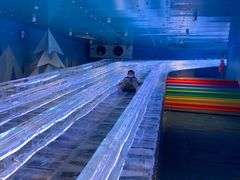 -西安银基冰雪世界