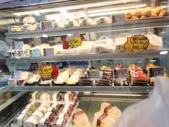 面包甜点陈列柜-长乐饼家(五羊新城店)