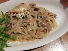 -玛格萝妮(汇智国际商业中心店)