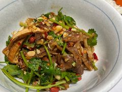 -费大厨辣椒炒肉(高铁吾悦广场店)