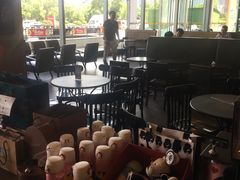 -星巴克臻选(盐城金鹰聚龙湖店)